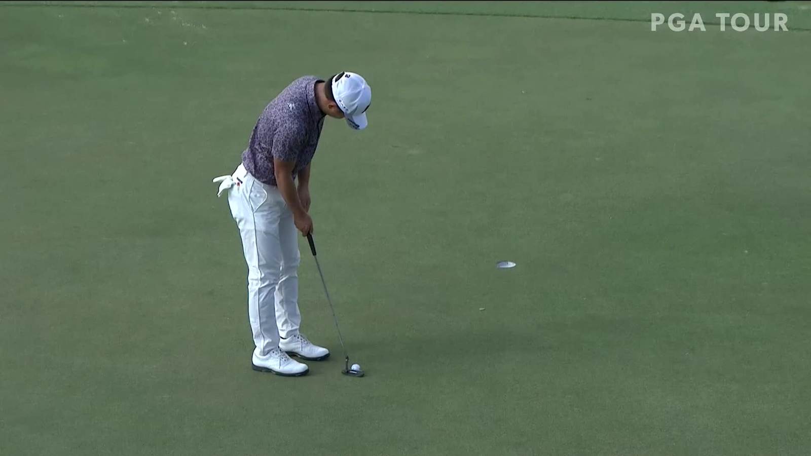 Ryosuke Kinoshita makes short birdie putt at Sony Open