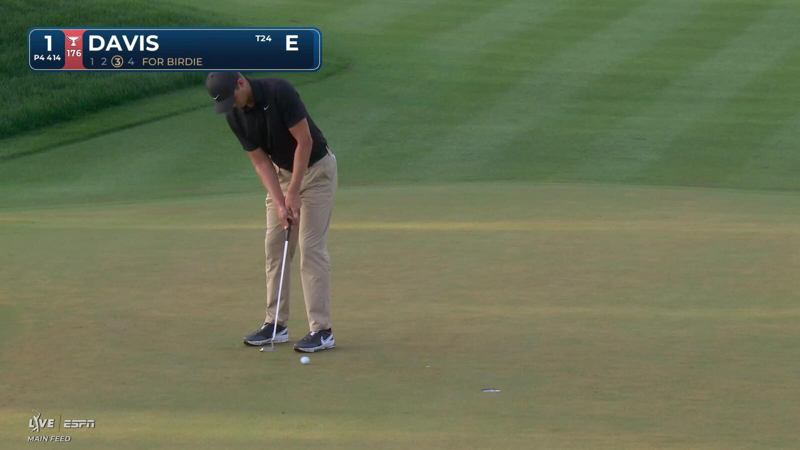 Cam Davis rolls in 7-foot birdie putt on No. 1 at THE PLAYERS