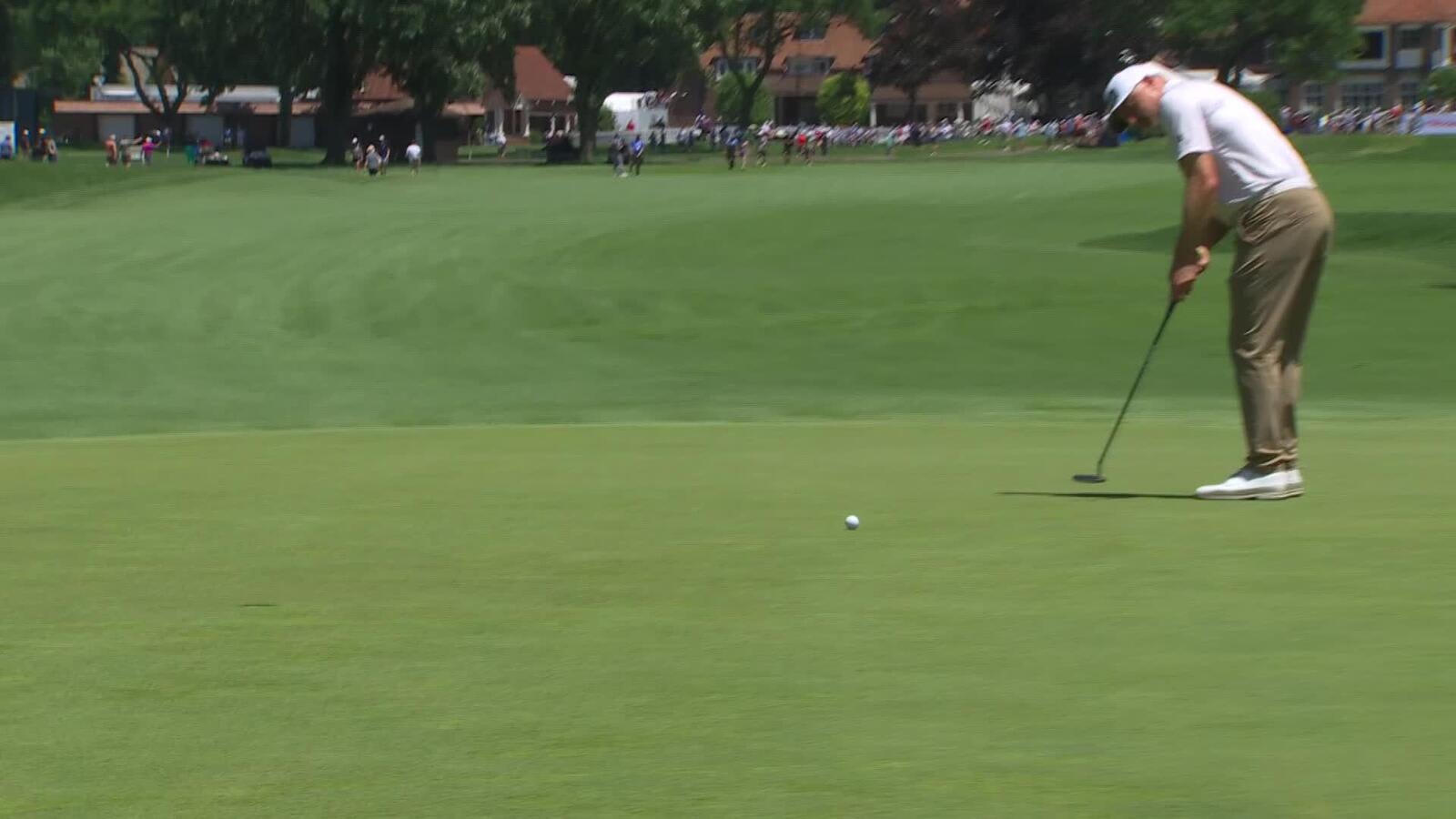 David Skinns sinks a 23-foot birdie putt on No. 3 at Rocket Classic