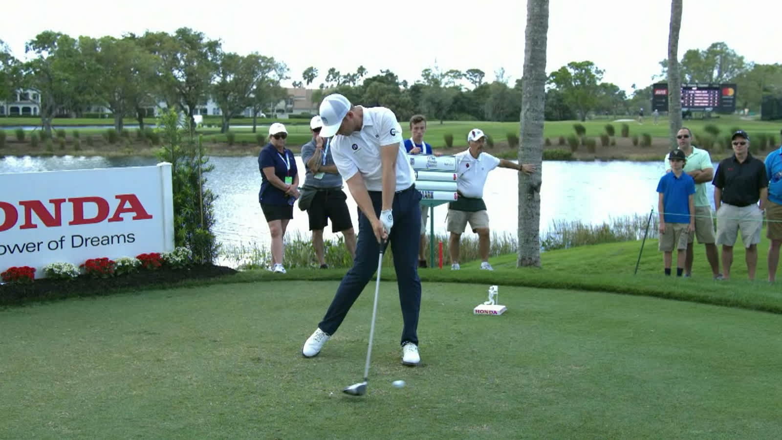 Luke List's slo-mo swing is analyzed at Honda  