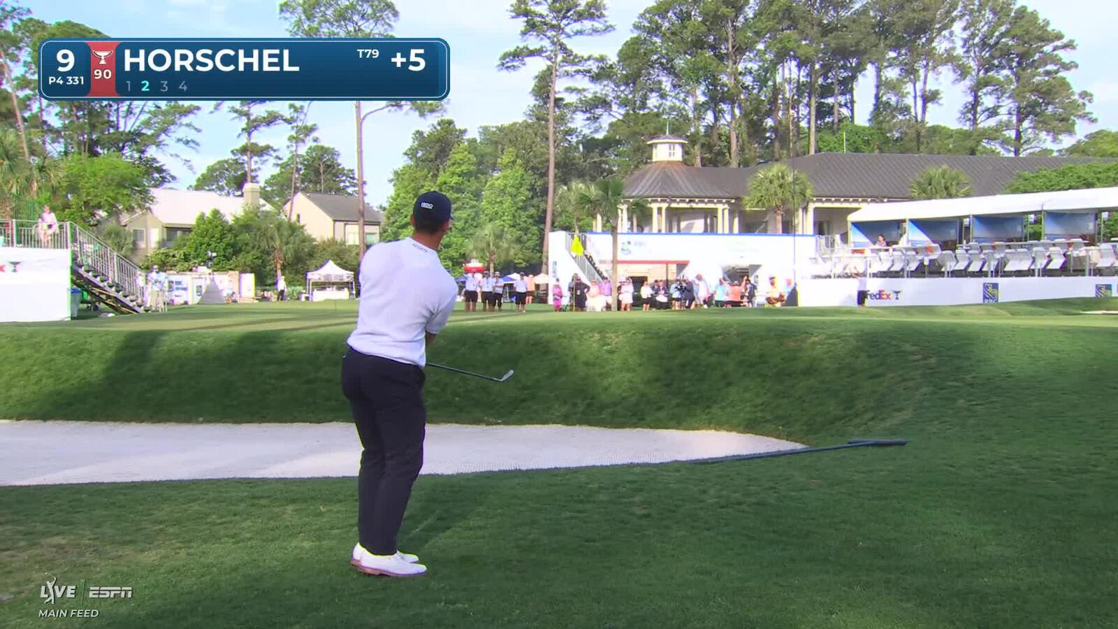 Billy Horschel drains 3-foot birdie putt on No. 9 at RBC Heritage