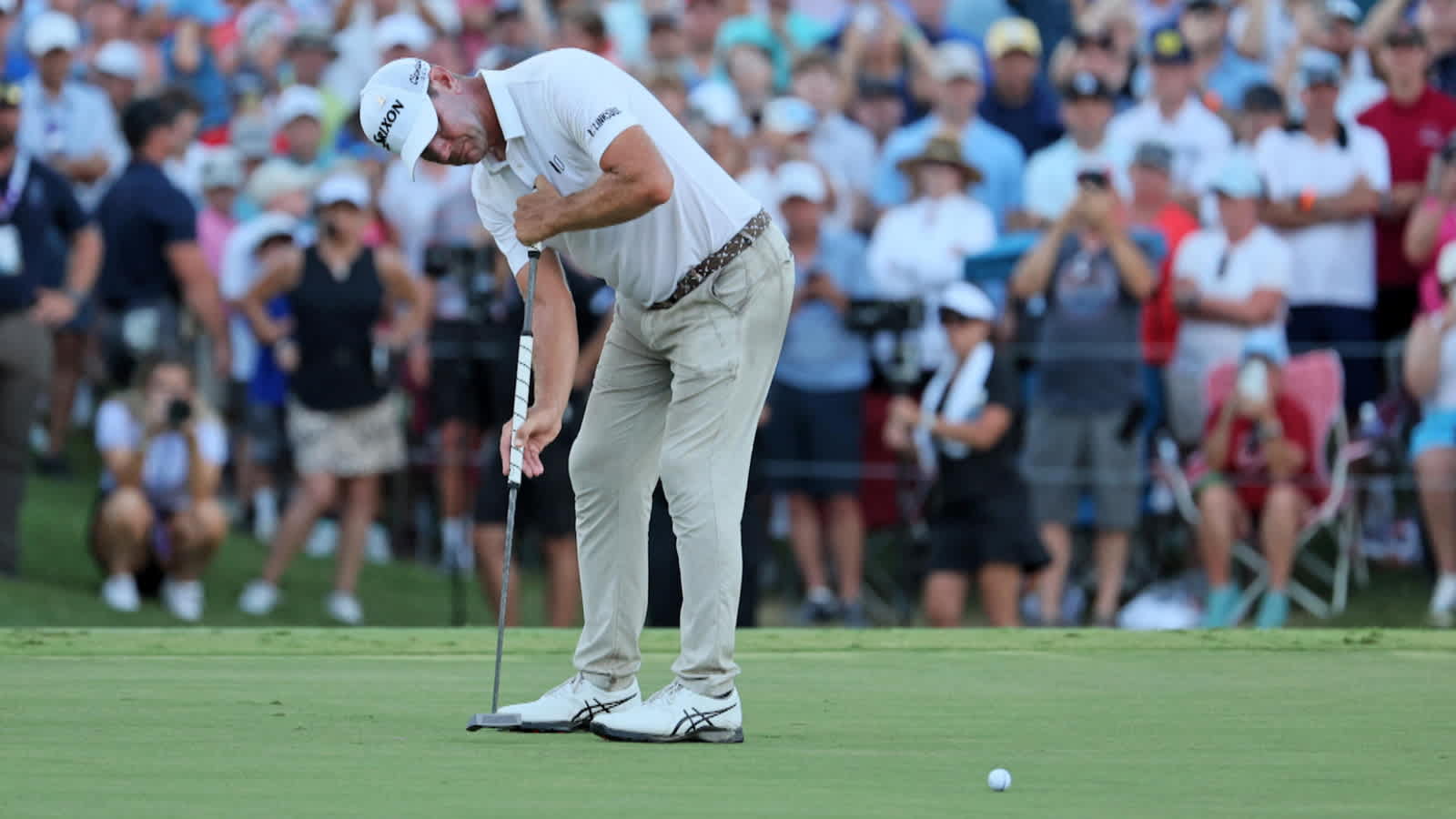 Lucas Glover’s massive putting change leads to back-to-back wins