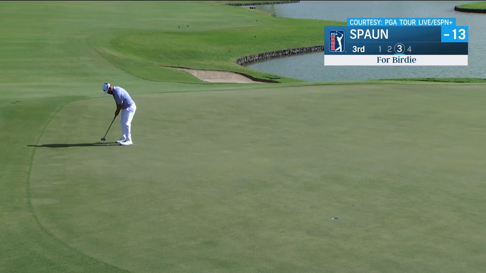 J.J. Spaun sends in 29-foot birdie putt at Sony Open