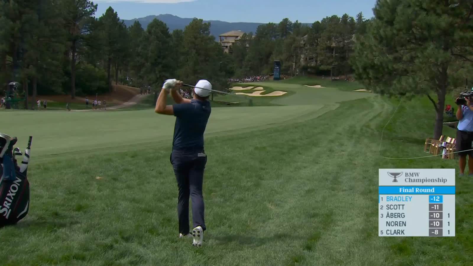 Keegan Bradley opens up his final round with birdie to tie the lead at BMW Championship