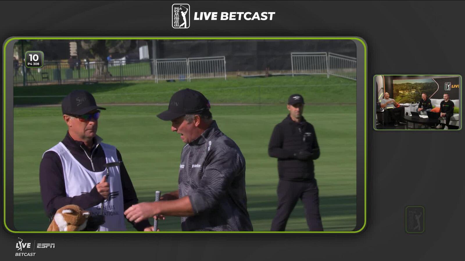 Ryan Fox taps in from 4 feet for birdie on No. 10 at The Genesis