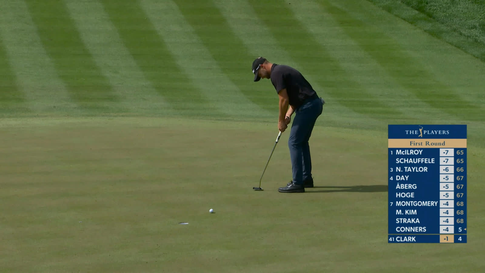 Wyndham Clark sends in putt for birdie at THE PLAYERS