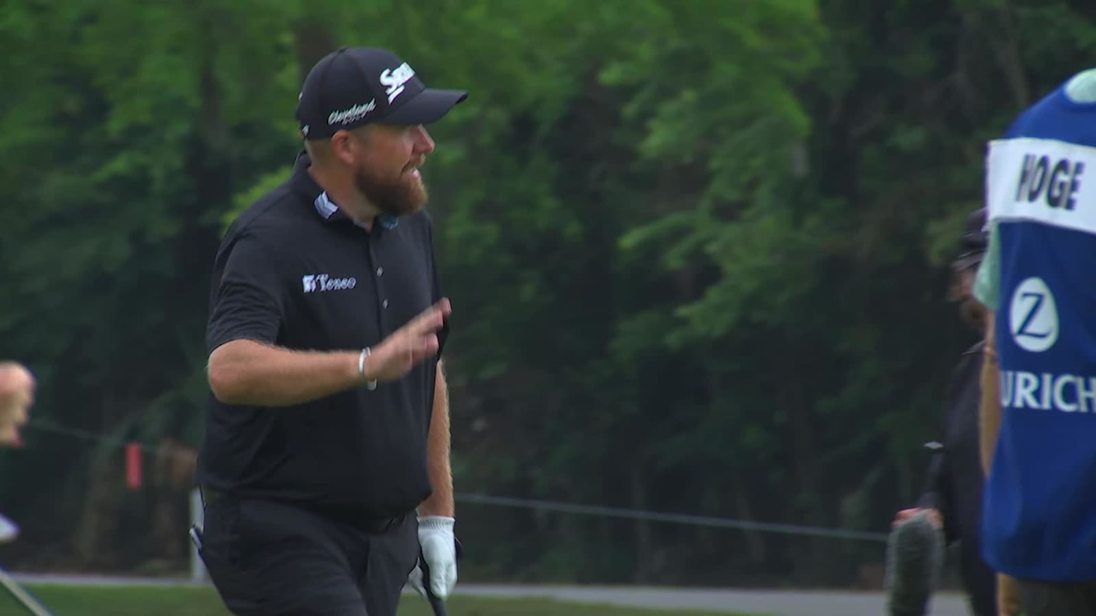 Shane Lowry chips in for birdie from 33 feet at Zurich Classic