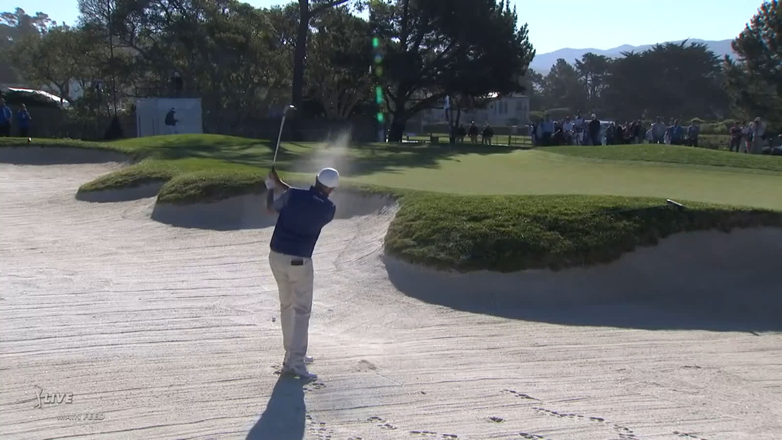 Bo Van Pelt gets up-and-down from bunker for birdie at AT&T Pebble Beach