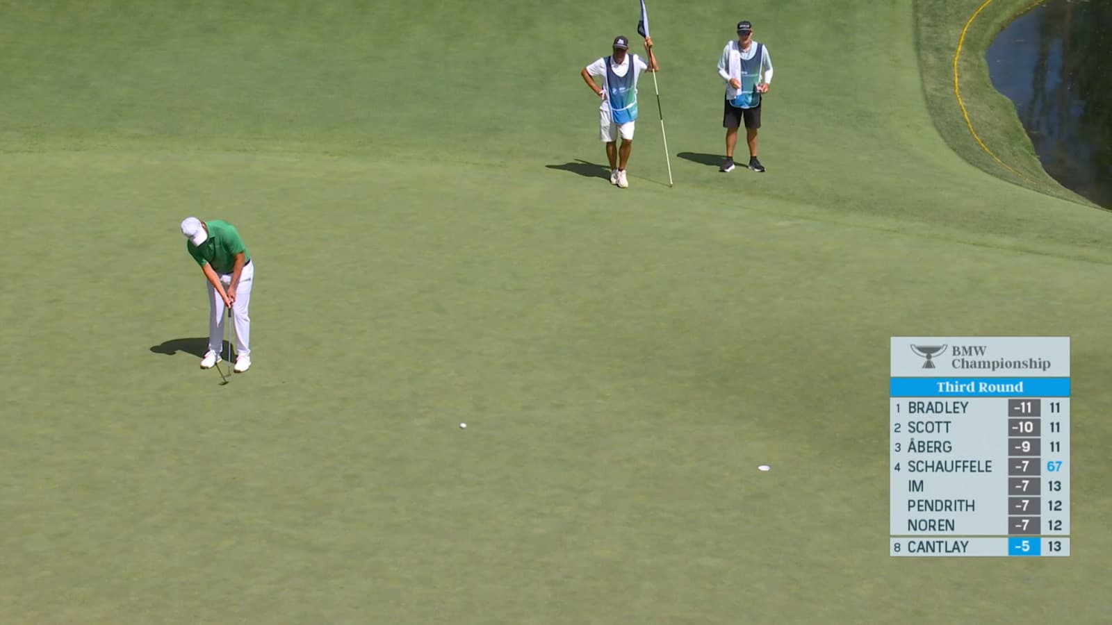 Patrick Cantlay drains right-to-left-breaking birdie putt at BMW Championship