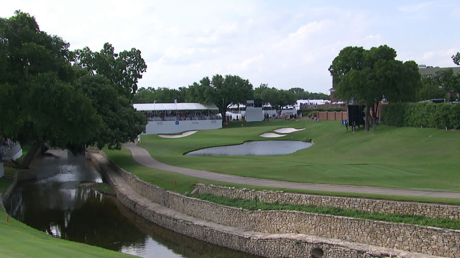 Jonas Blixt takes the 36-hole lead at Charles Schwab