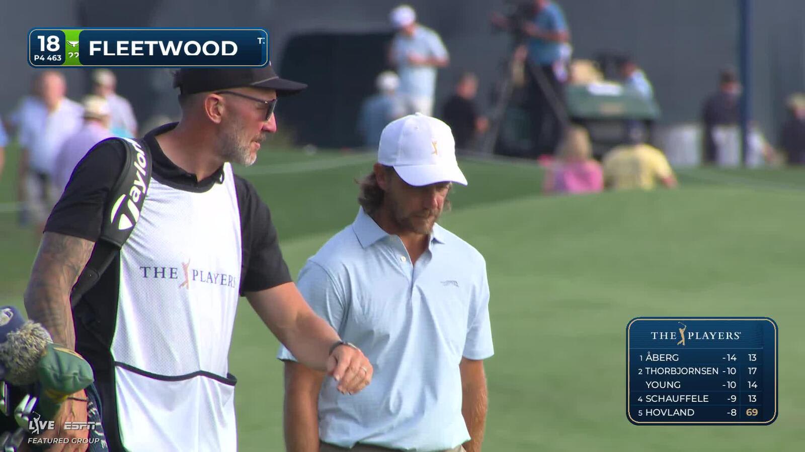 Tommy Fleetwood sinks 21-foot birdie putt on No. 18 at THE PLAYERS