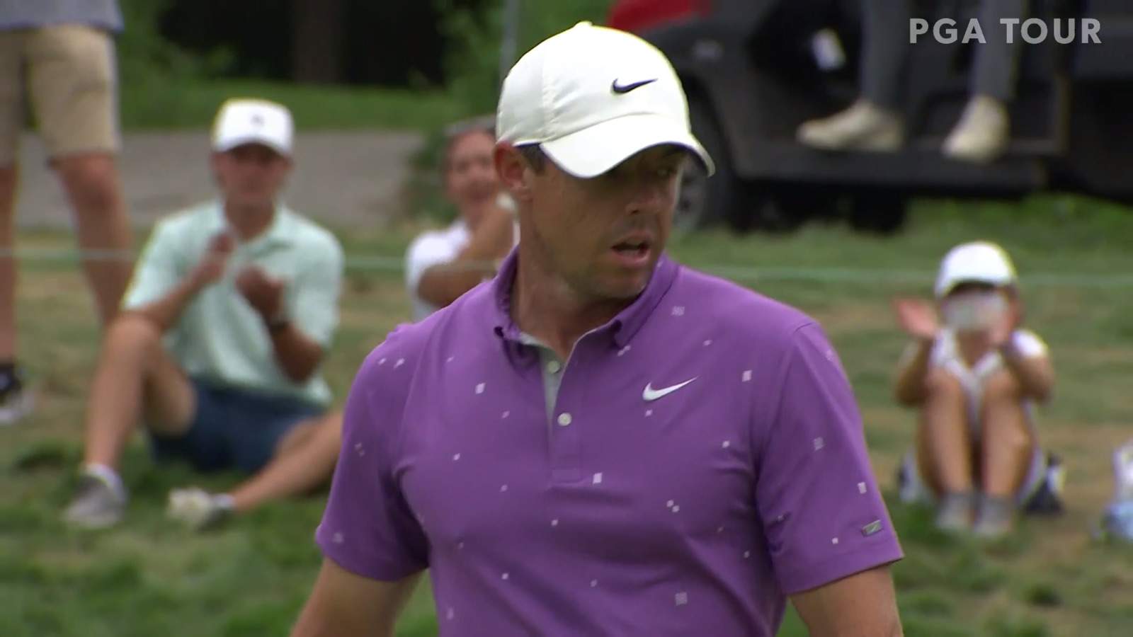 Rory McIlroy drains 16-footer for birdie at BMW Championship