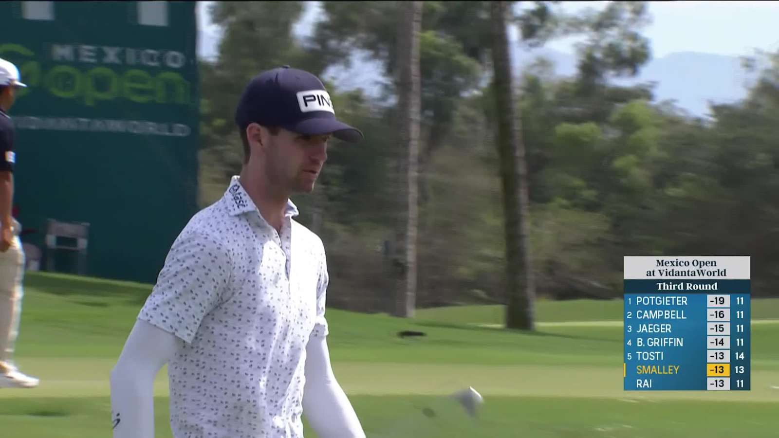 Alex Smalley cards birdie at Mexico Open