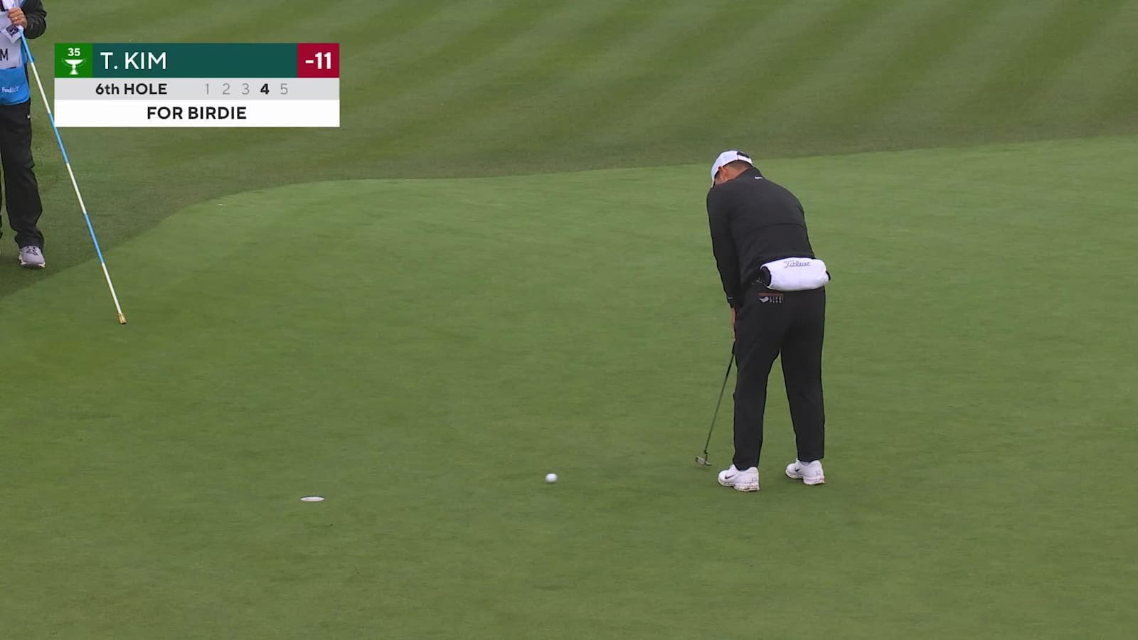 Tom Kim sinks birdie putt at AT&T Pebble Beach