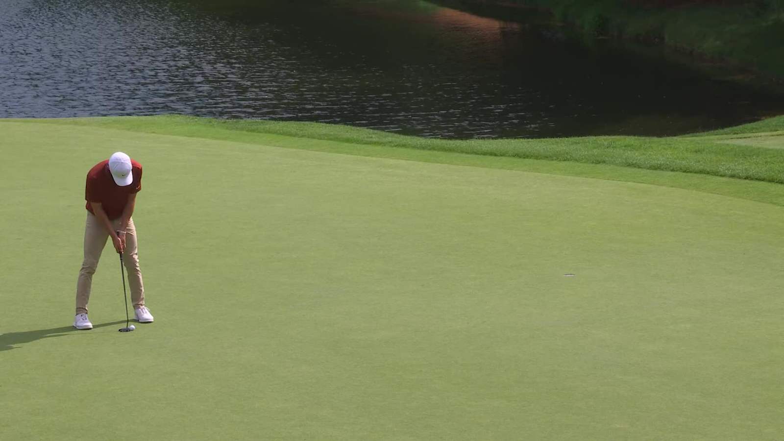 Luke Clanton makes birdie on No. 8 at Travelers