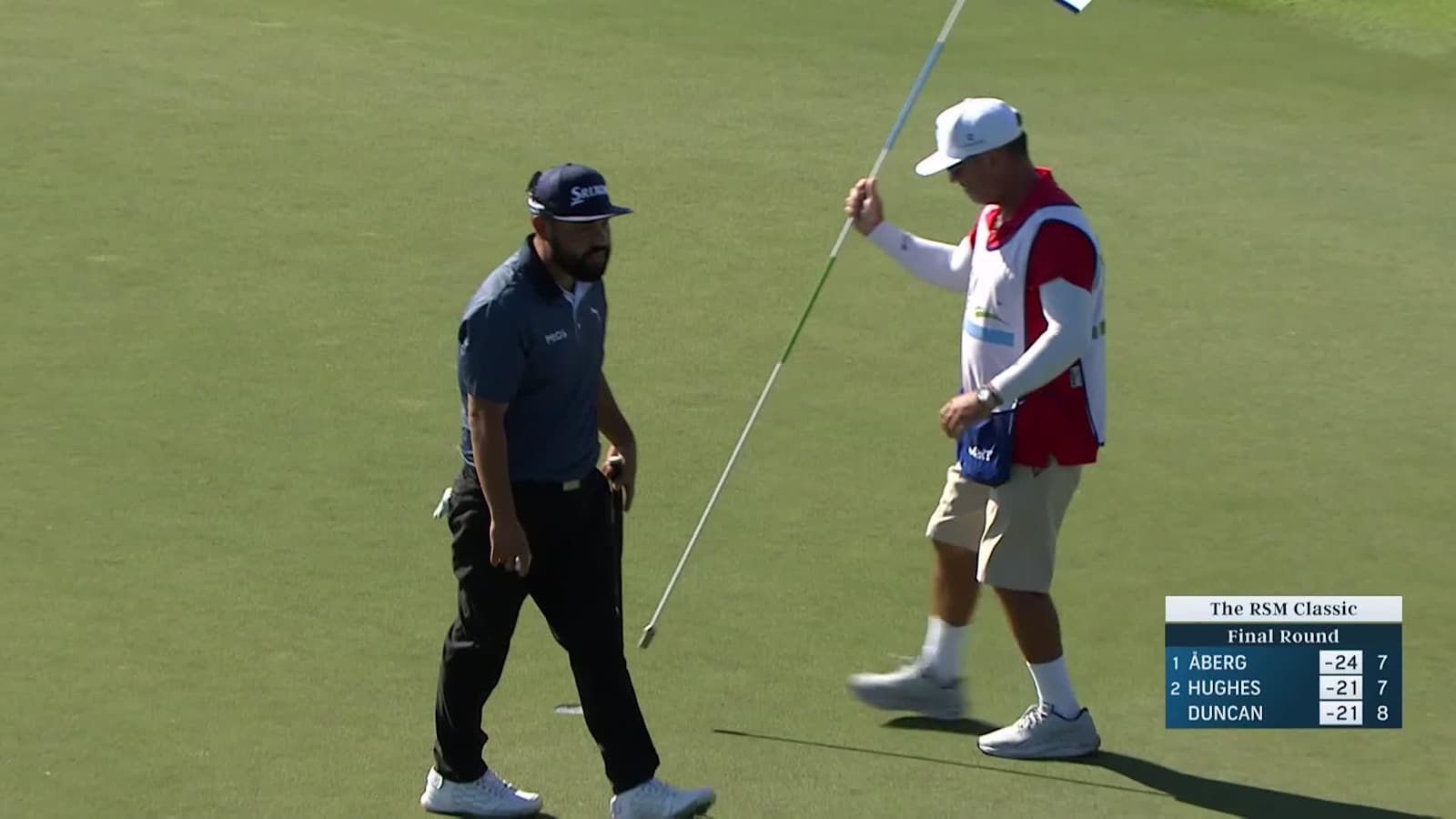 J.J. Spaun's tight pitch sets up birdie at The RSM Classic