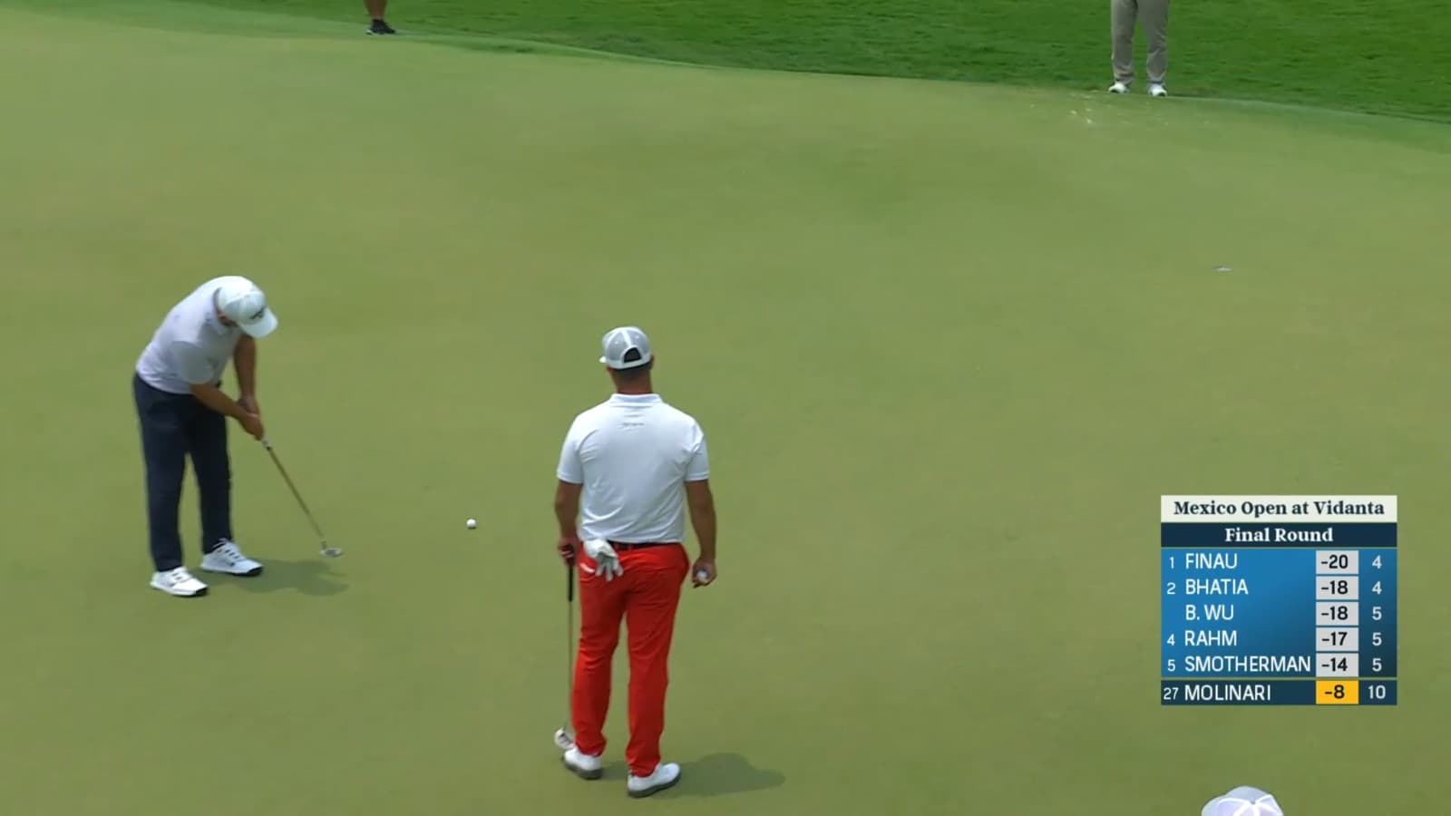 Francesco Molinari sinks 26-footer for birdie at Mexico Open