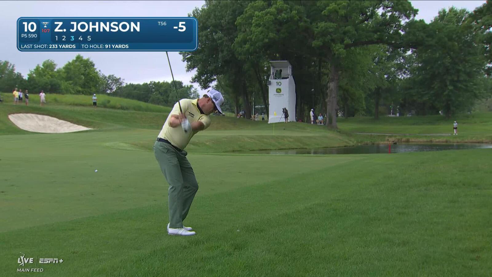 Zach Johnson makes birdie on No. 10 at John Deere