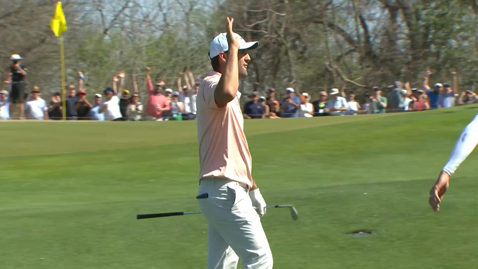 Scottie Scheffler holes out for eagle to win quarterfinals match at WGC-Dell Match Play