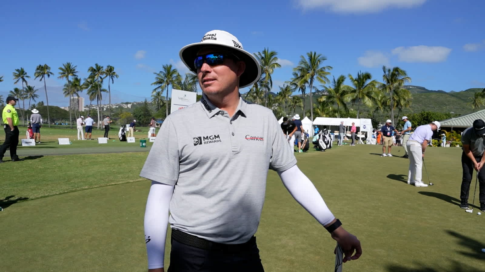 Inadvertently, Joel Dahmen keeps 17 players inside cutline at Sony Open