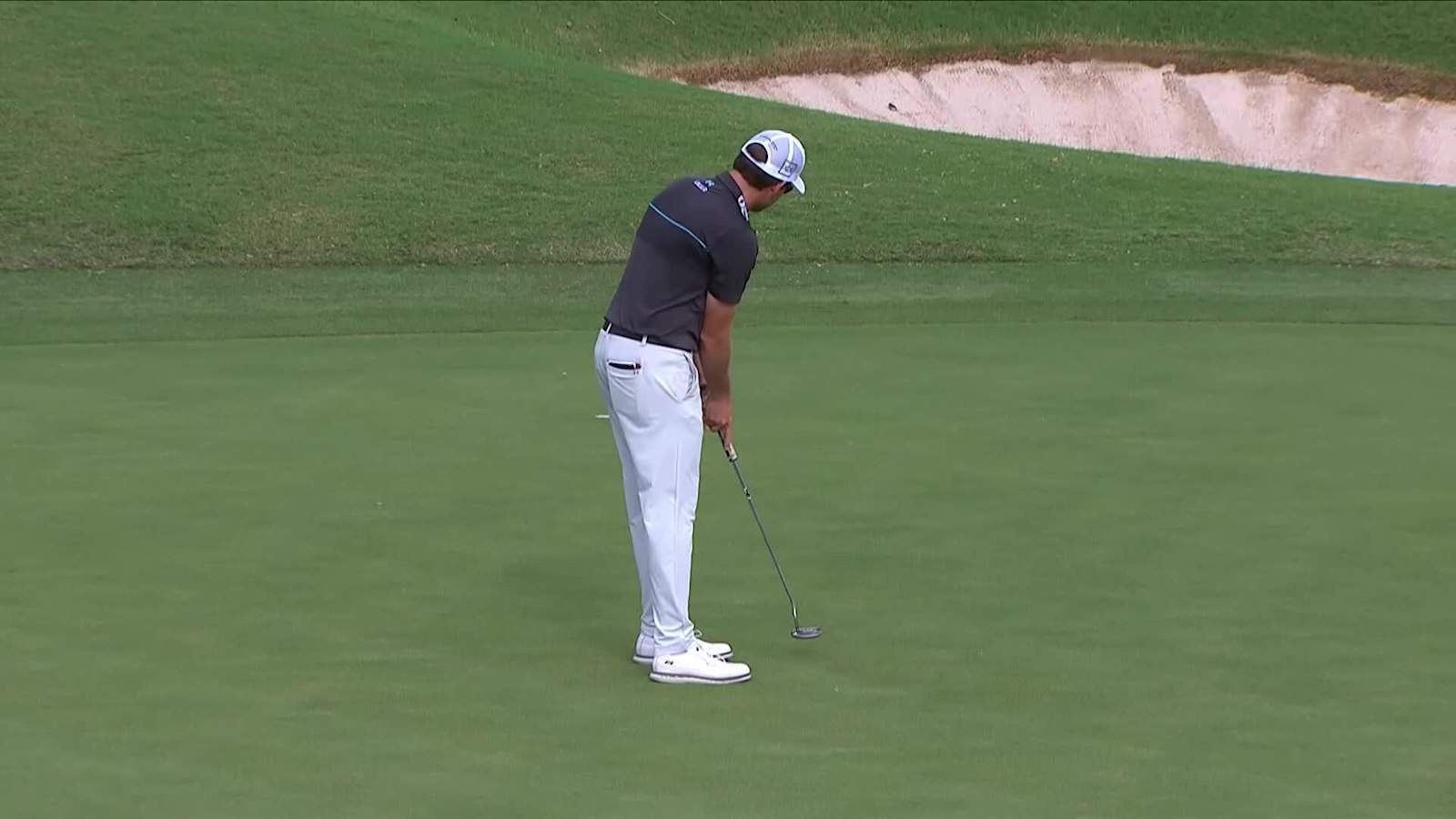 Adam Schenk makes birdie putt at Butterfield Bermuda