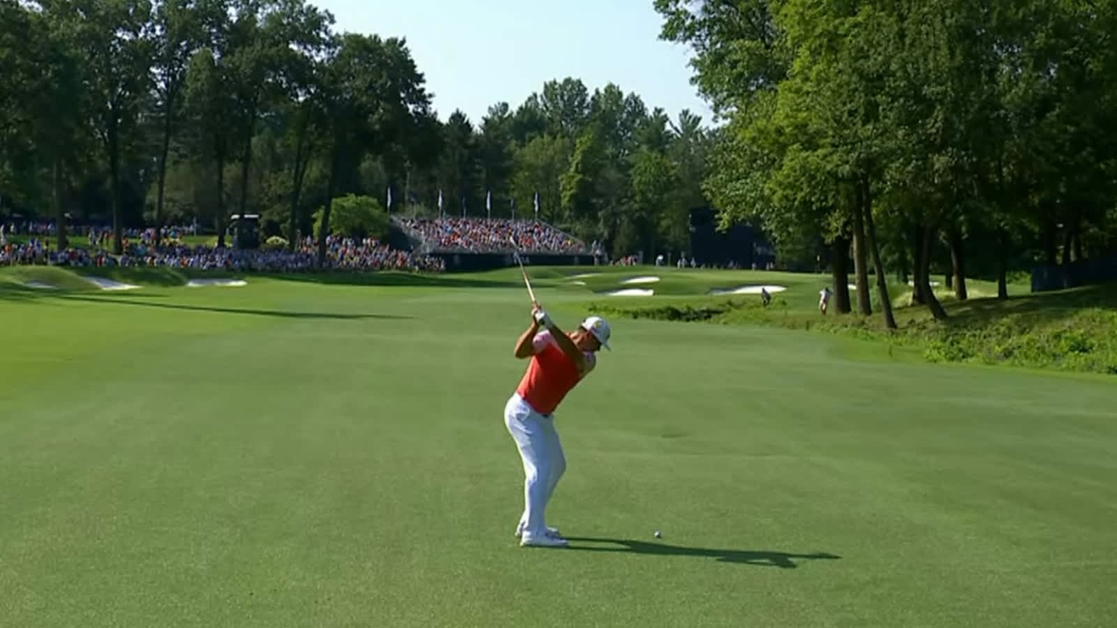 Gary Woodland nails approach to set up eagle at PGA Championship