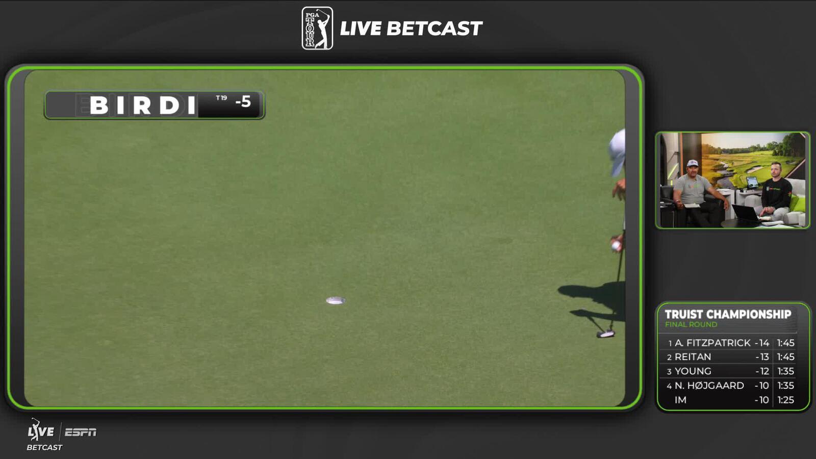Patrick Rodgers sinks 27-foot putt on No. 17 at Truist Championship