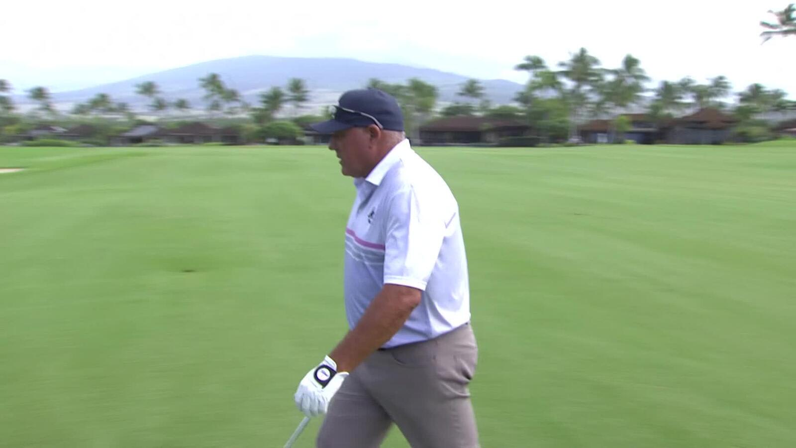 Ángel Cabrera makes birdie on No. 16 at Mitsubishi Electric Championship at Hualalai