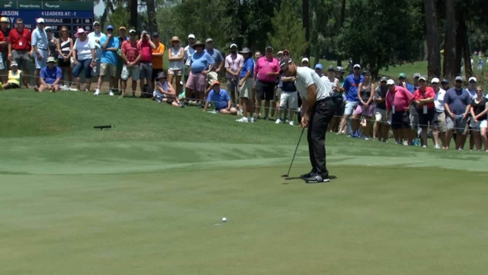 Jason Day holes his 8th birdie of Round 1 at THE PLAYERS