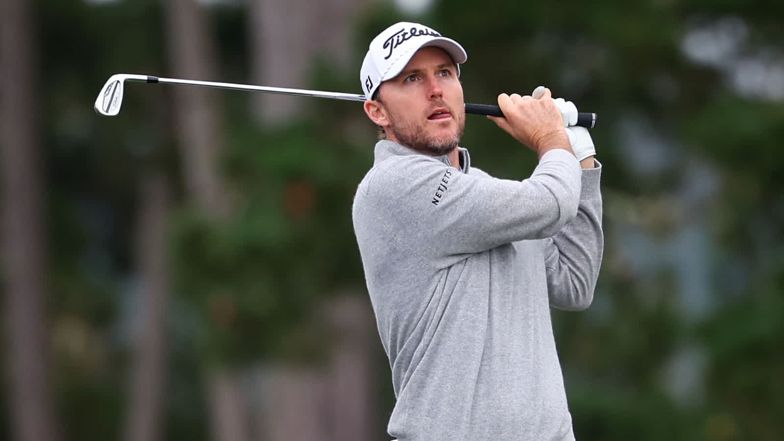 Russell Henley takes early lead at AT&T Pebble Beach