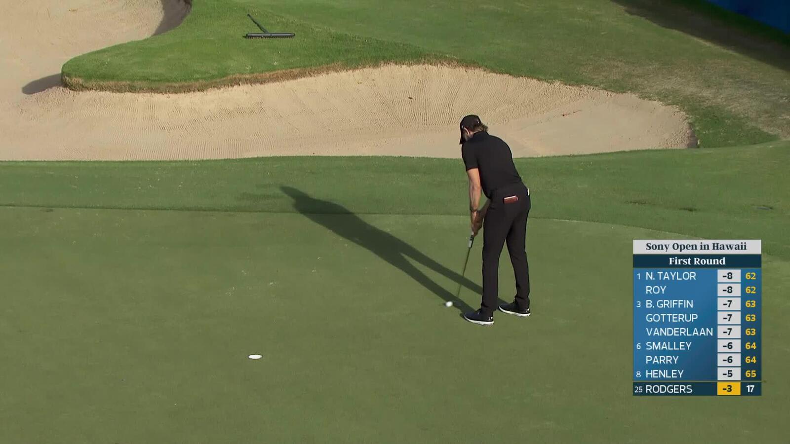 Patrick Rodgers sinks 7-foot birdie putt on No. 18 at Sony Open
