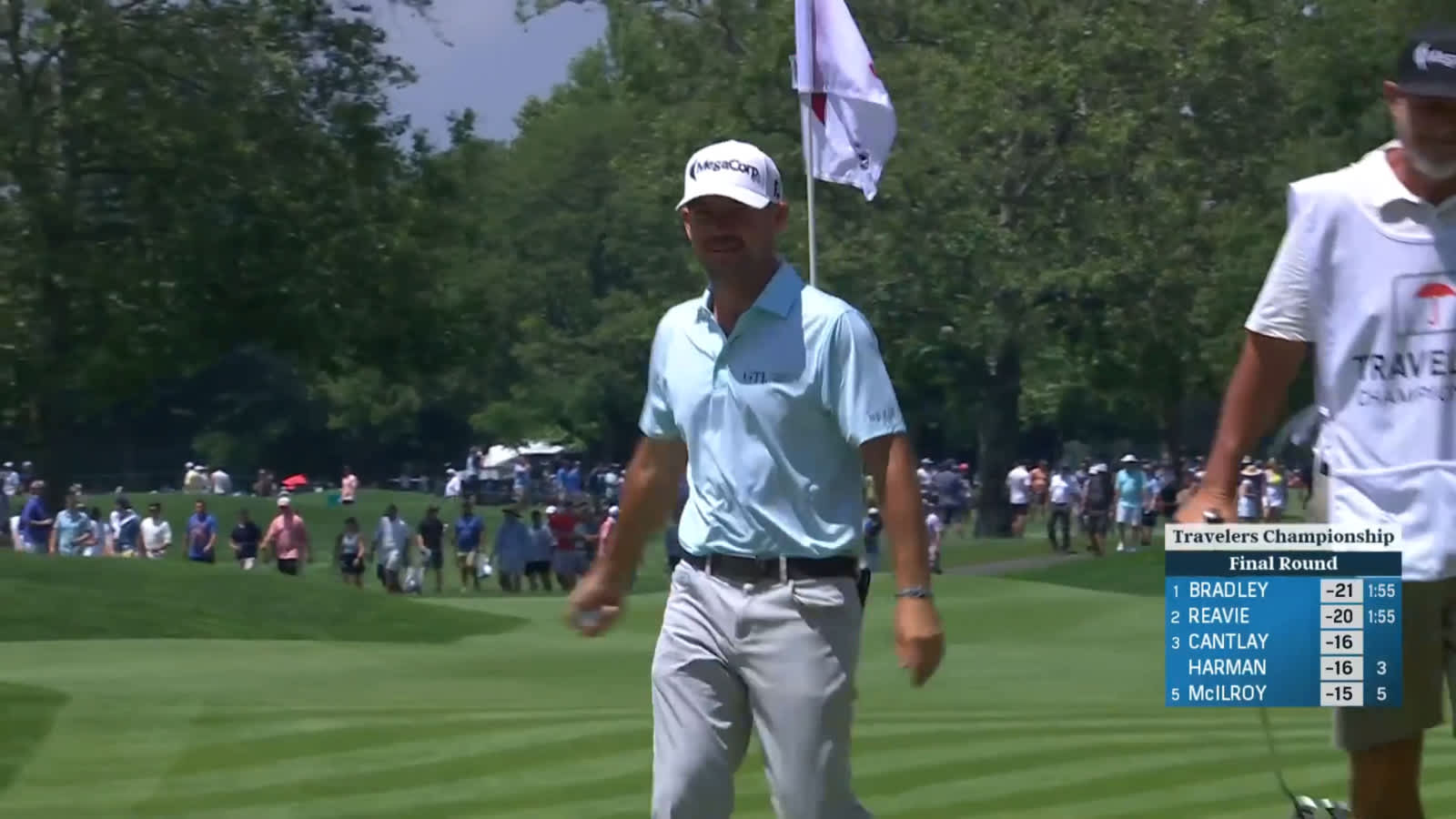 Brian Harman holes a 26-foot birdie putt at Travelers