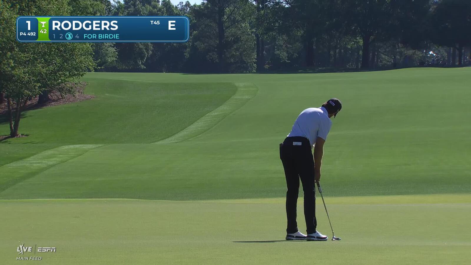 Patrick Rodgers sinks 24-foot birdie putt on No. 1 at Truist Championship