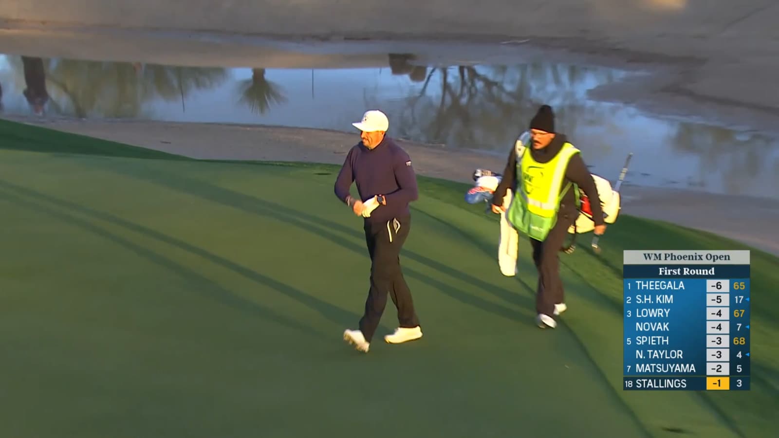 Scott Stallings chips in to save par on No. 3 at WM Phoenix Open