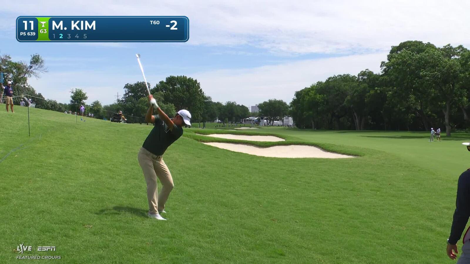 Michael Kim sinks 10-foot putt for birdie on No. 11 at Charles Schwab