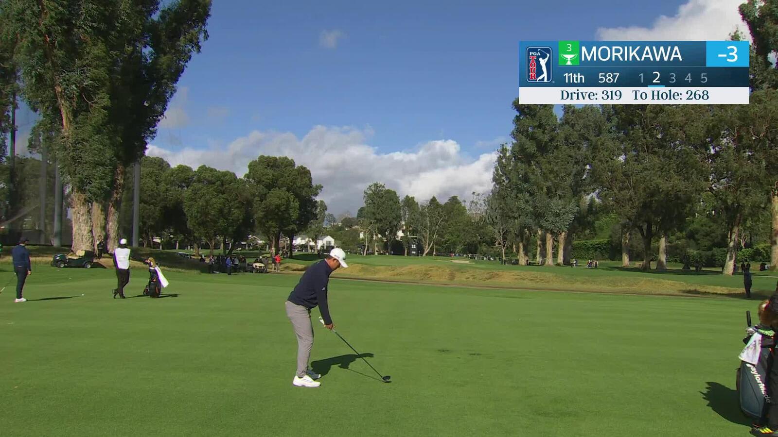 Collin Morikawa hits 266-yard approach to 7 feet, sets up birdie on No. 11 at The Genesis