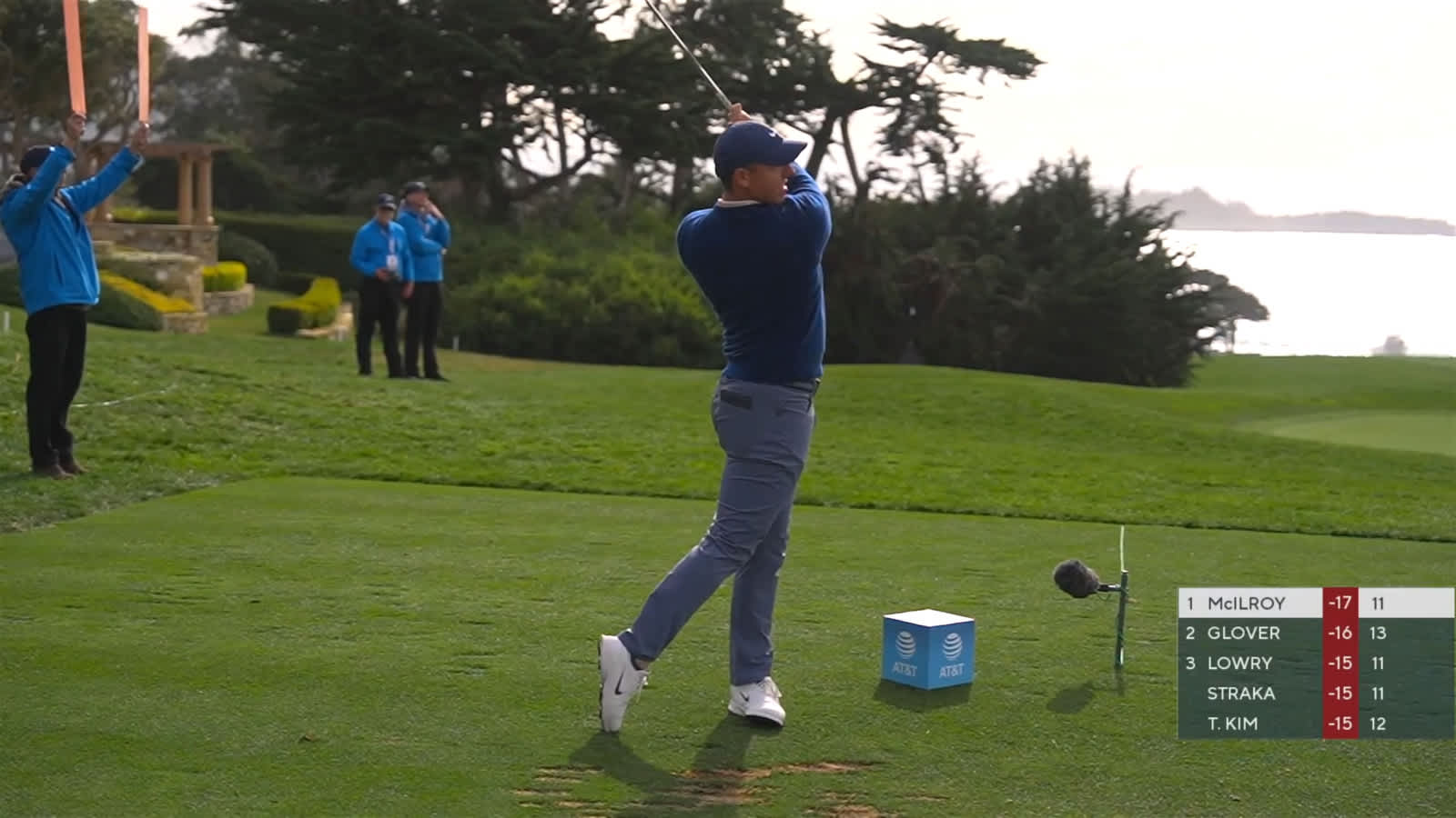 Rory McIlroy stuffs tee shot to set up birdie at AT&T Pebble Beach