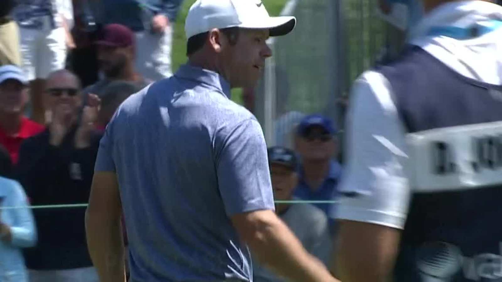 Paul Casey sinks 20-footer for birdie at Valspar