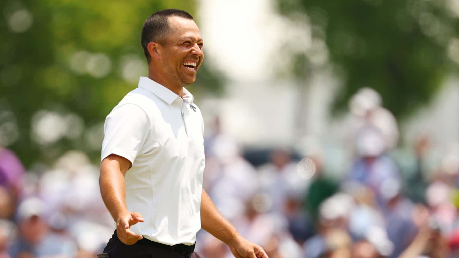 Xander Schauffele takes early lead at PGA Championship