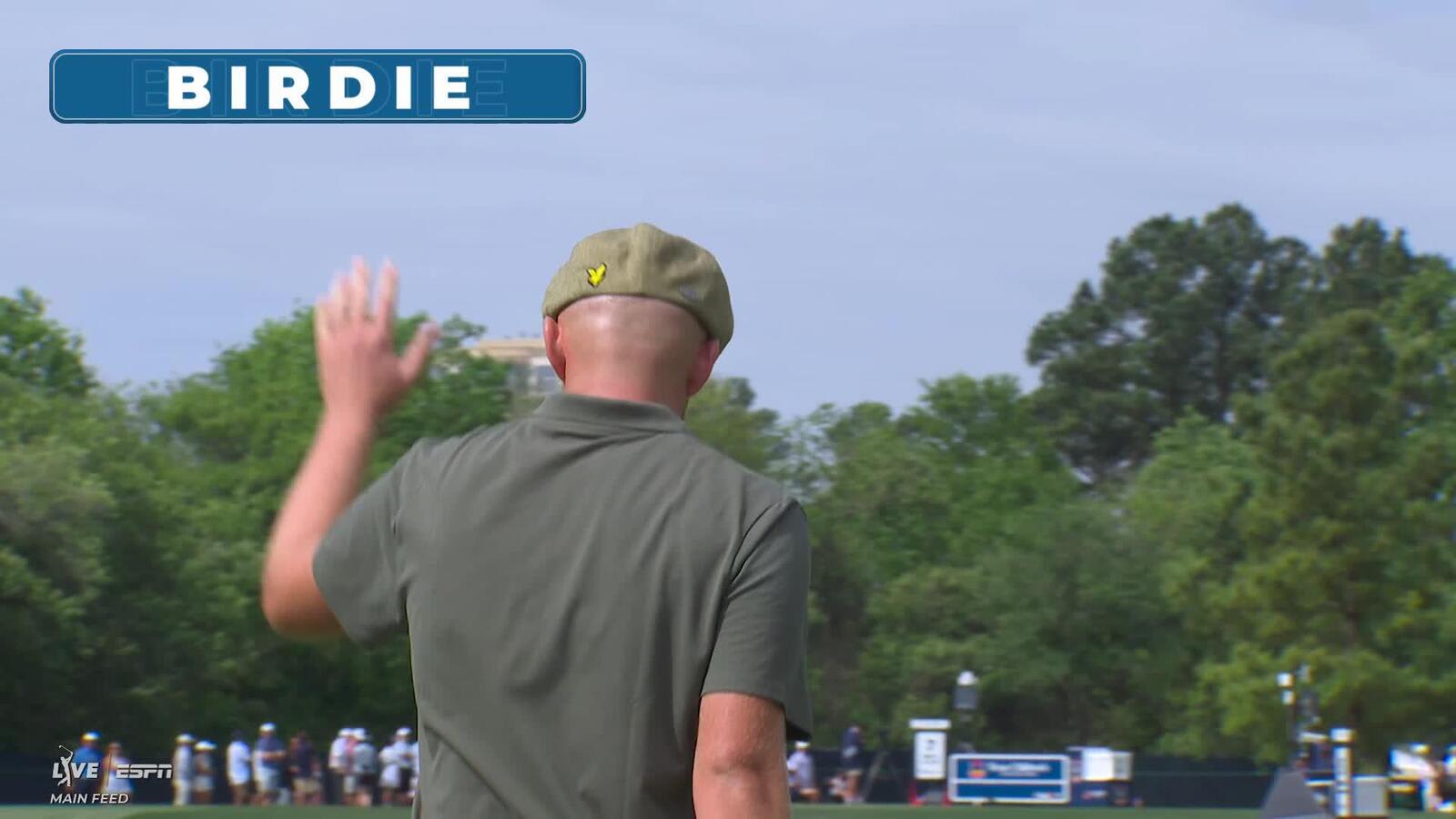 Harry Hall holes out 32-foot birdie putt on No. 7 at Texas Children's