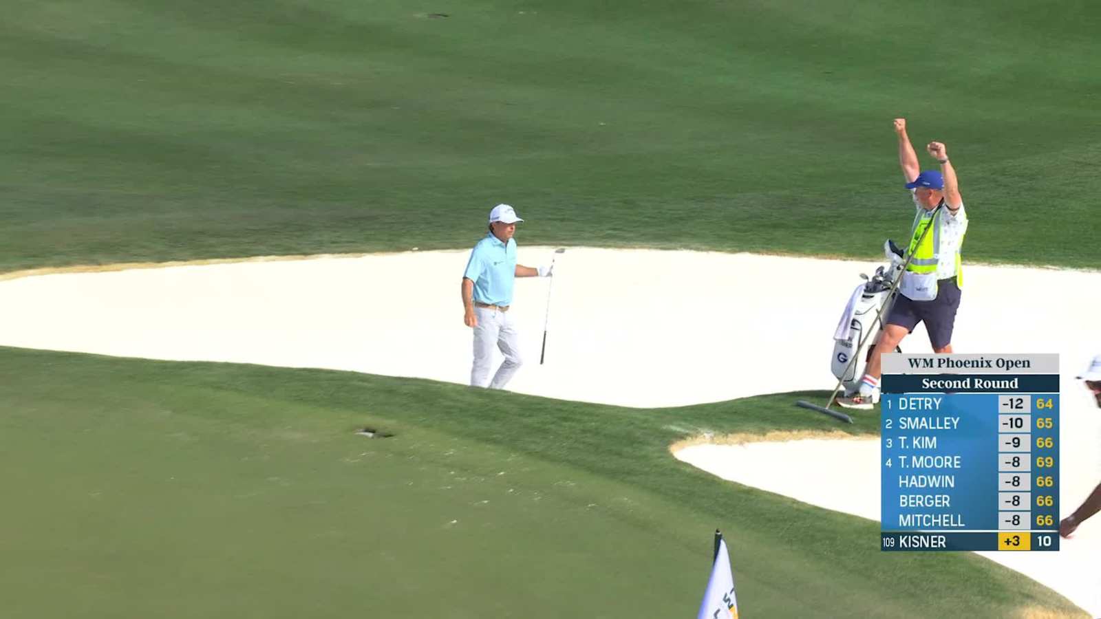 Kevin Kisner holes out bunker shot for birdie at WM Phoenix Open