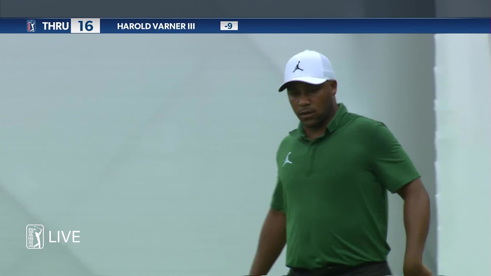 Harold Varner III sinks 18-foot birdie putt at John Deere
