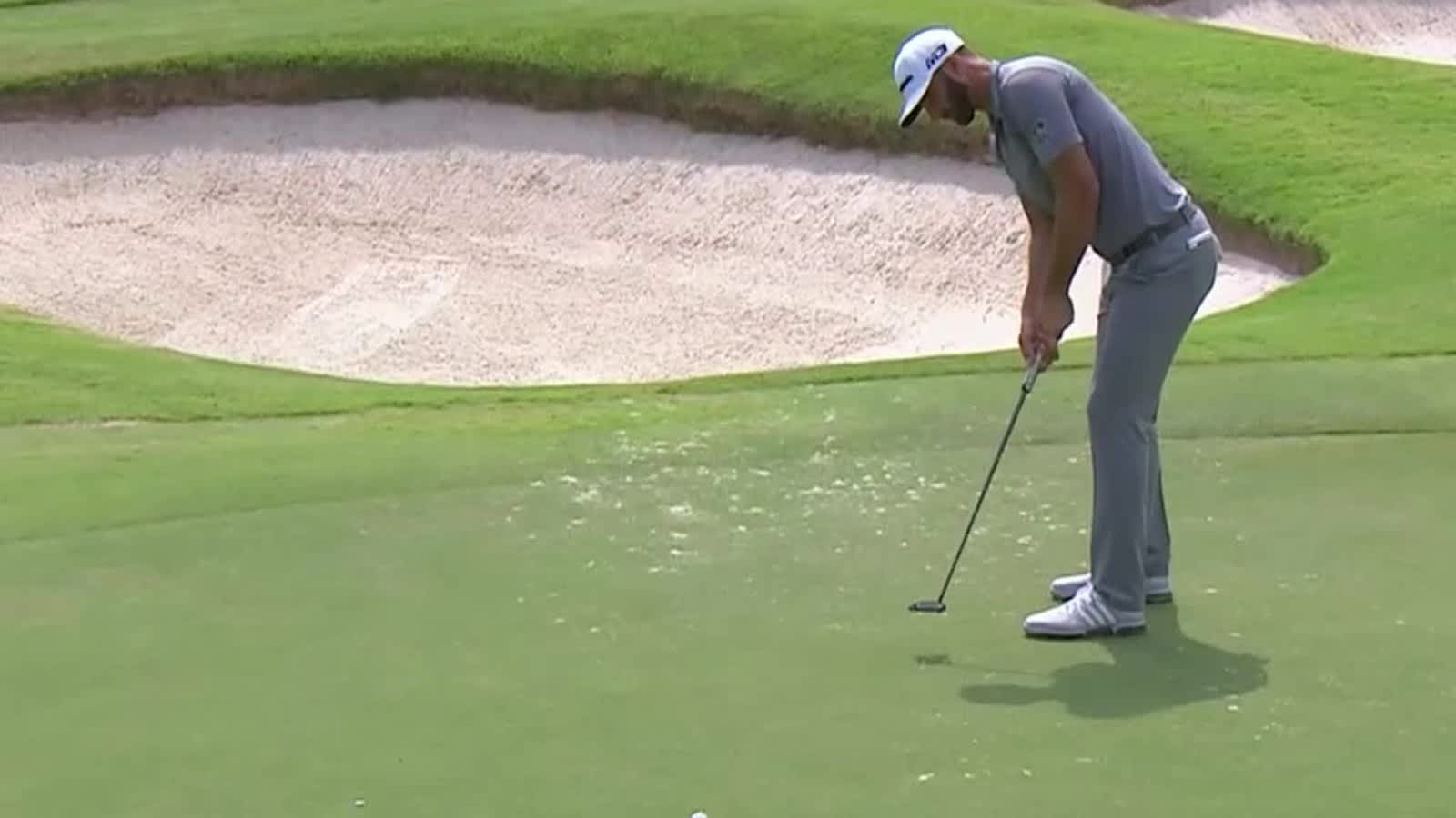 Dustin Johnson’s approach sets up 9-foot birdie at FedEx St. Jude