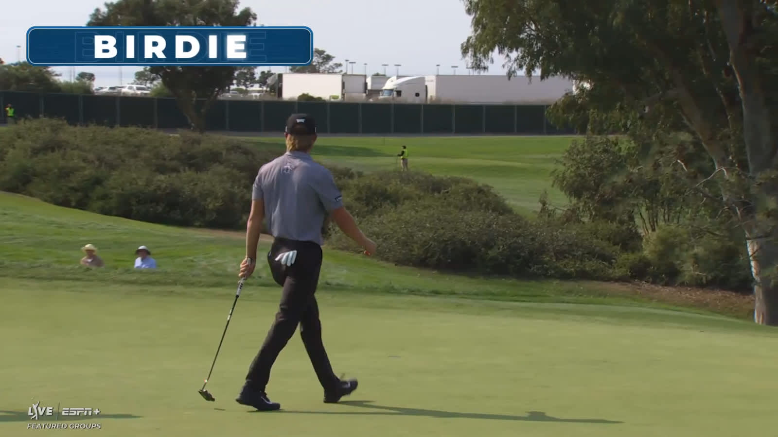 Jake Knapp holes a 30-foot birdie putt at Farmers