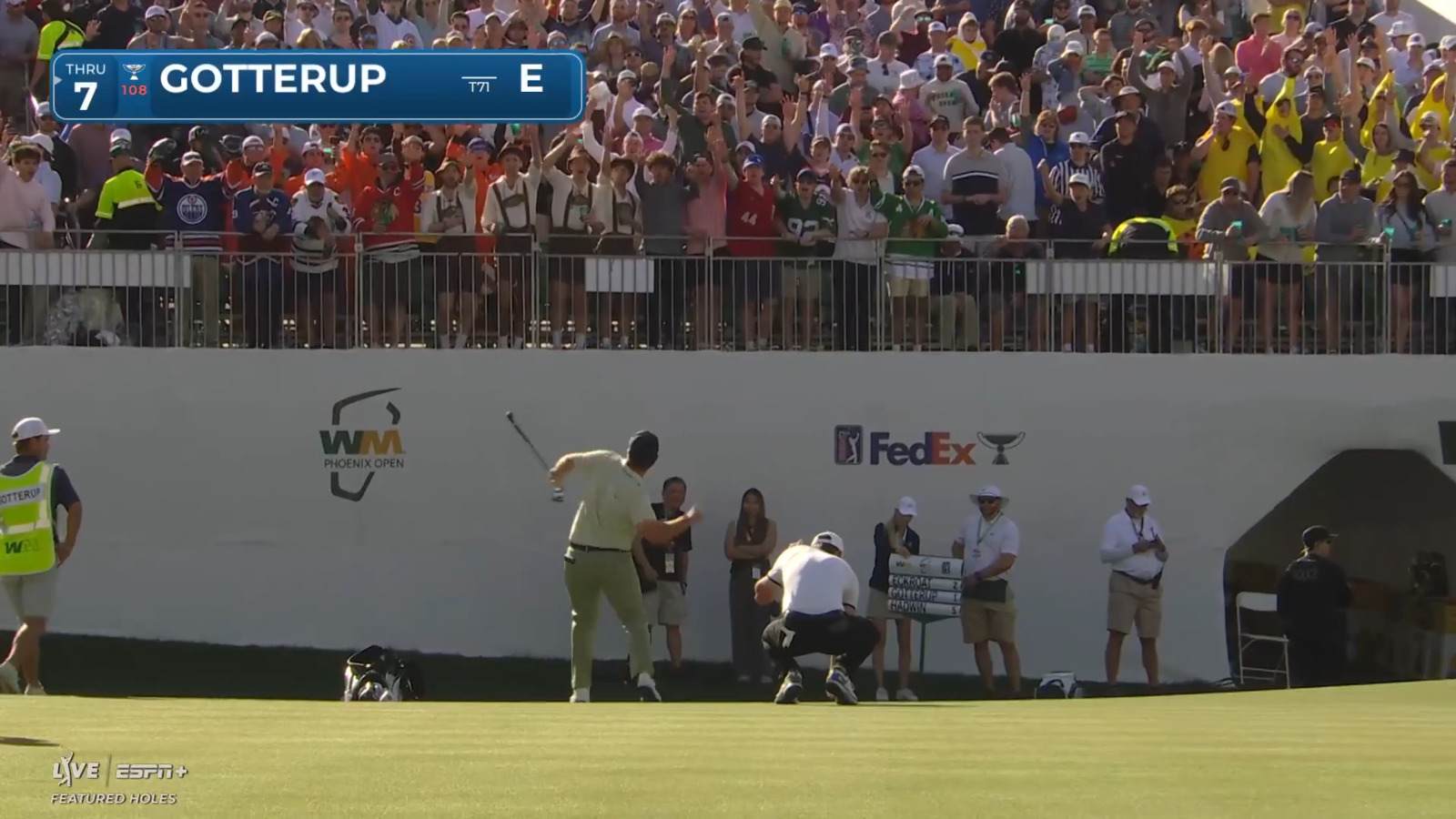 Chris Gotterup's solid tee shot sets up birdie at WM Phoenix Open