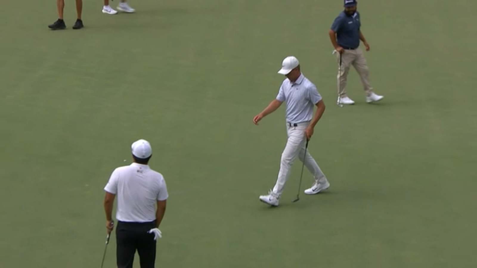 Nick Hardy curls in a 32-foot birdie putt at Wyndham