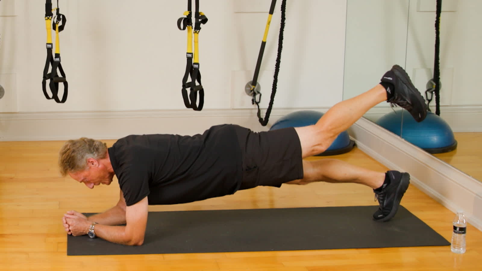 Bernhard Langer’s stretching and core training routine