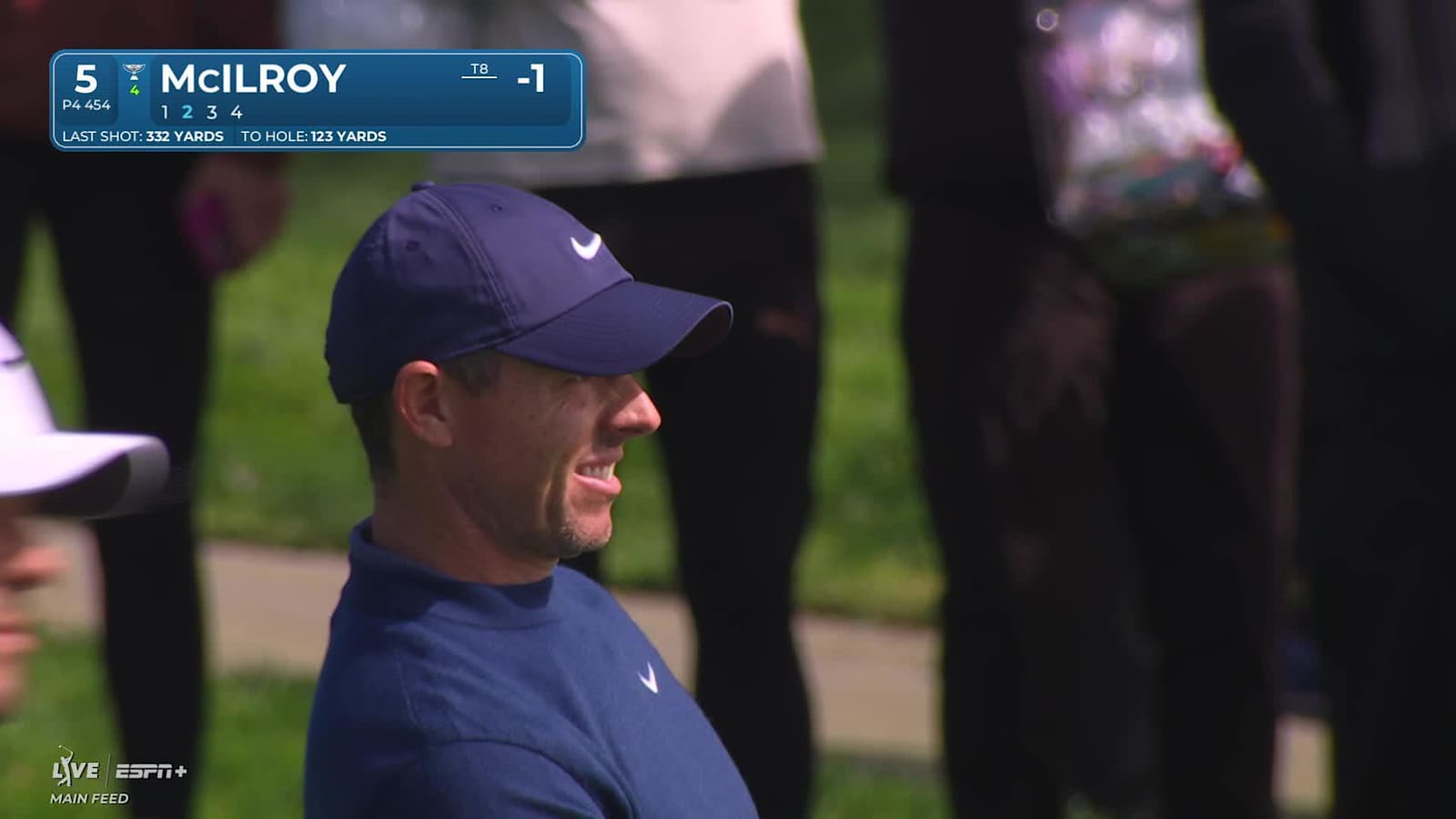 Rory McIlroy spins it tight to set up birdie at Genesis