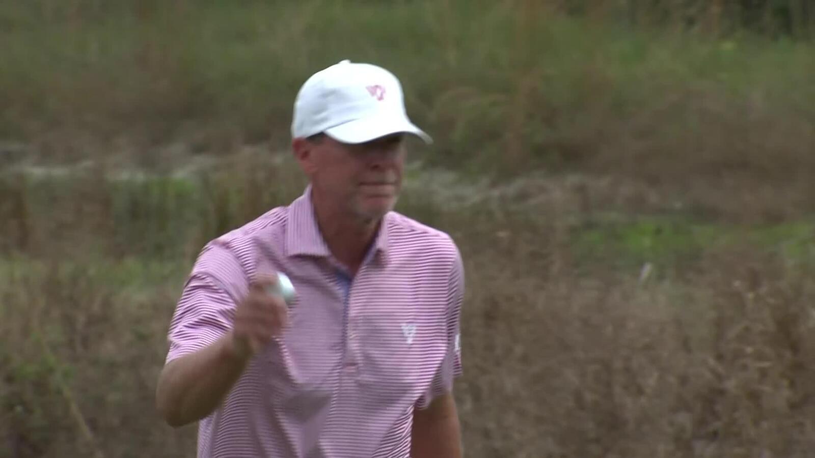 Steve Stricker gets up-and-down for birdie at World Champions Cup