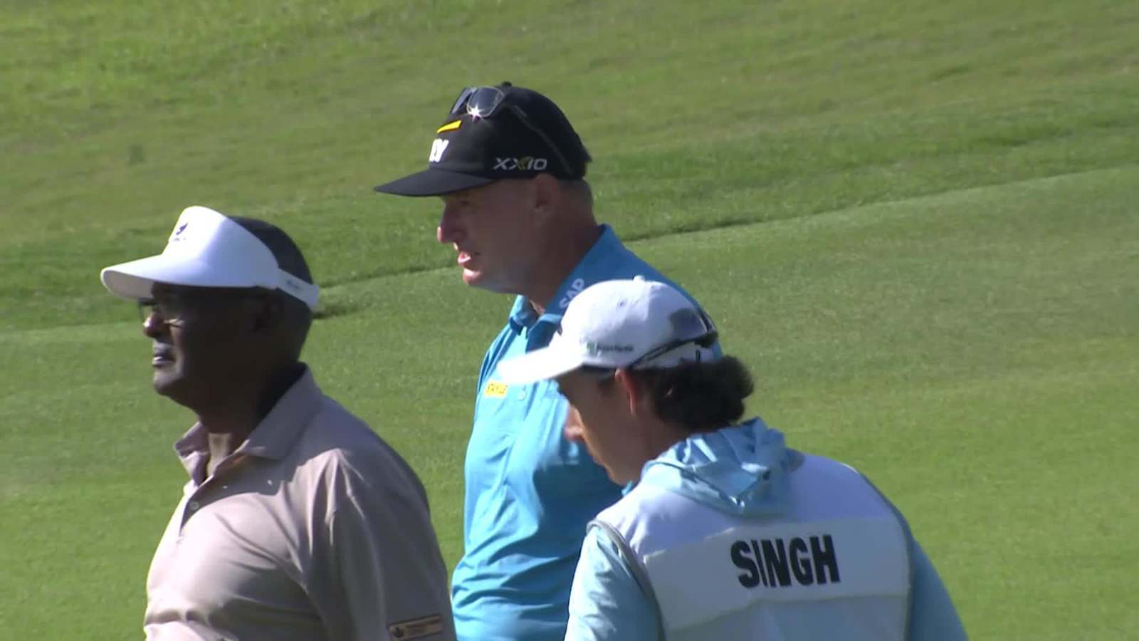 Ernie Els makes birdie on No. 18 at Mitsubishi
